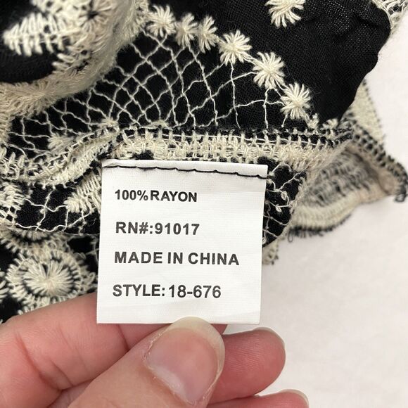 Solitaire Embroidered Top 3/4 Sleeve Black Scalloped Edges Boho Peasant Small - Picture 4 of 7